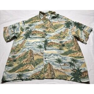 Iolani Vintage Hawaiian Camp Button Shirt Floral Rayon Tropical Short Sleeve USA